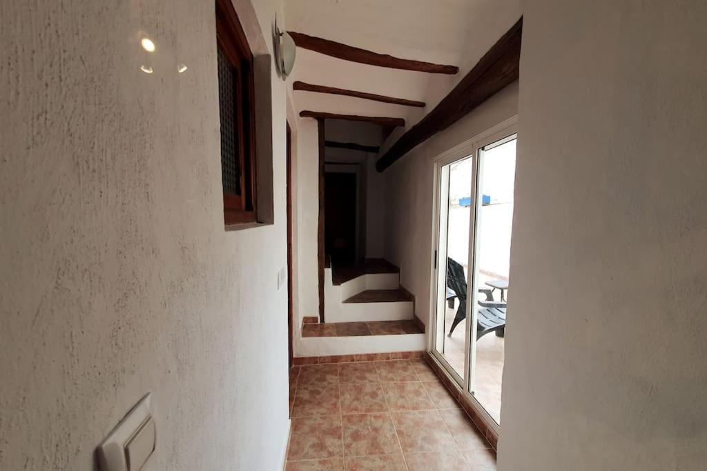 Casa Arriba Village House In Zarra Экстерьер фото