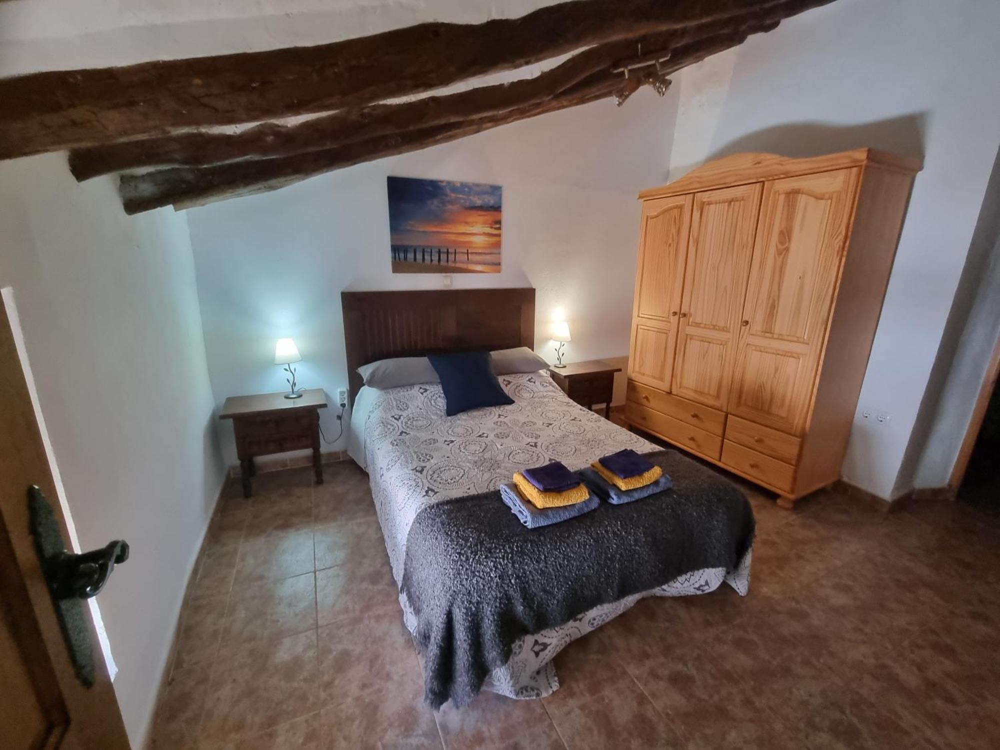 Casa Arriba Village House In Zarra Экстерьер фото