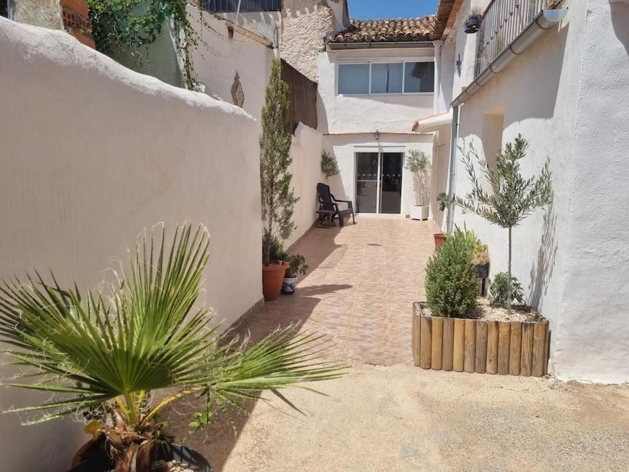Casa Arriba Village House In Zarra Экстерьер фото